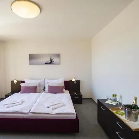 Vyhlidka Slovice 3*